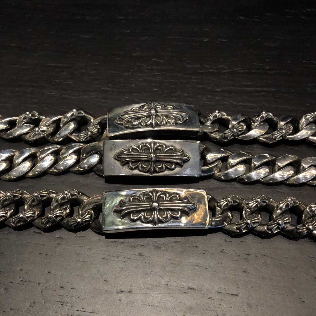 Chrome Hearts 𝐂𝐡𝐫𝐨𝐦𝐞 𝐡𝐞𝐚𝐫𝐭𝐬 克罗心十字架粗手链