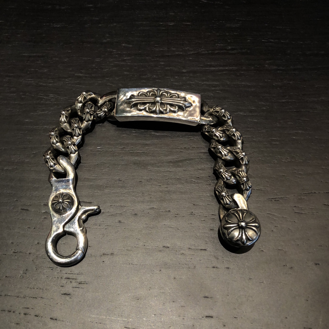 Chrome Hearts 𝐂𝐡𝐫𝐨𝐦𝐞 𝐡𝐞𝐚𝐫𝐭𝐬 克罗心十字架粗手链