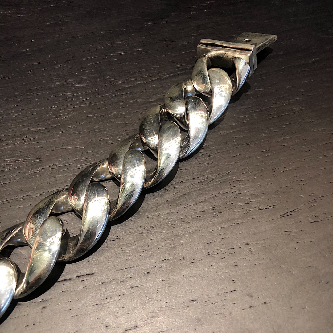 Chrome Hearts 𝐂𝐡𝐫𝐨𝐦𝐞 𝐡𝐞𝐚𝐫𝐭𝐬 克罗心十字架粗手链