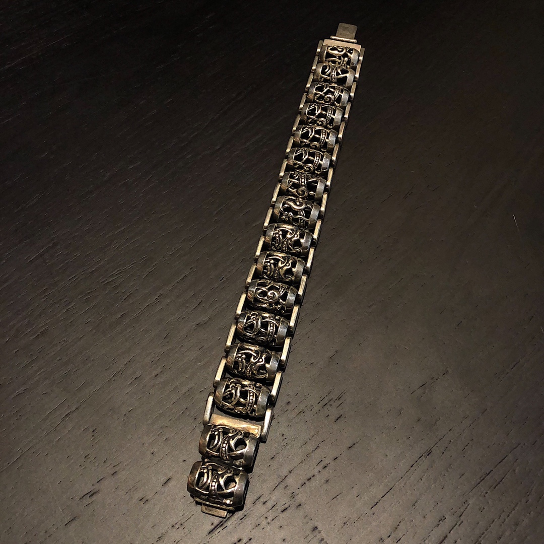 Chrome Hearts 𝐂𝐡𝐫𝐨𝐦𝐞 𝐡𝐞𝐚𝐫𝐭𝐬 克罗心蔓藤粗手链