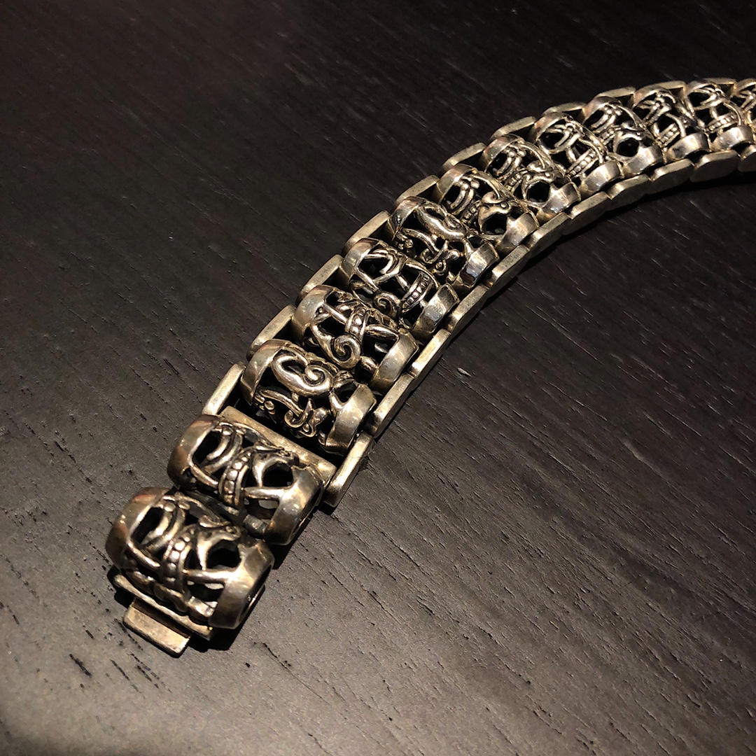 Chrome Hearts 𝐂𝐡𝐫𝐨𝐦𝐞 𝐡𝐞𝐚𝐫𝐭𝐬 克罗心蔓藤粗手链