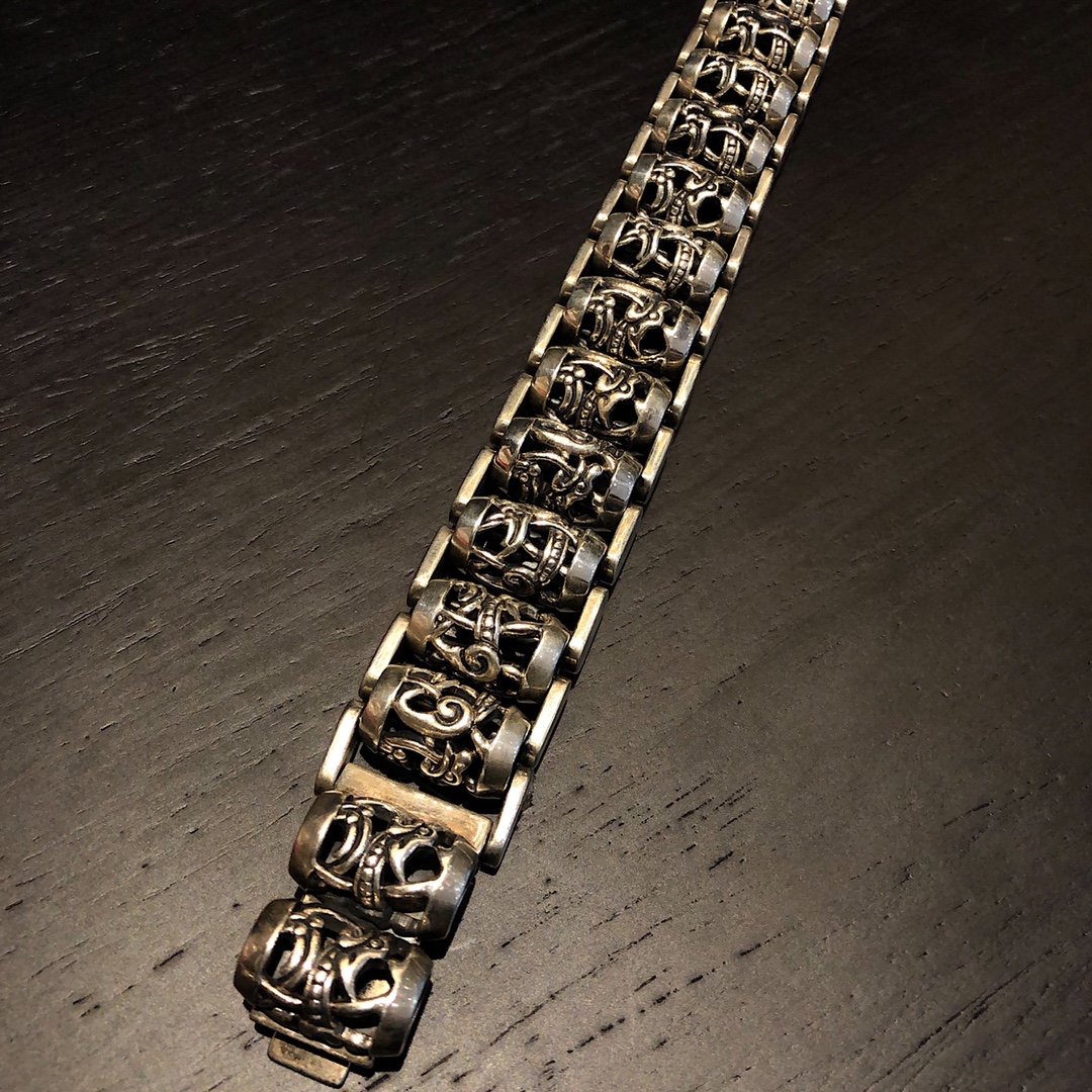 Chrome Hearts 𝐂𝐡𝐫𝐨𝐦𝐞 𝐡𝐞𝐚𝐫𝐭𝐬 克罗心蔓藤粗手链