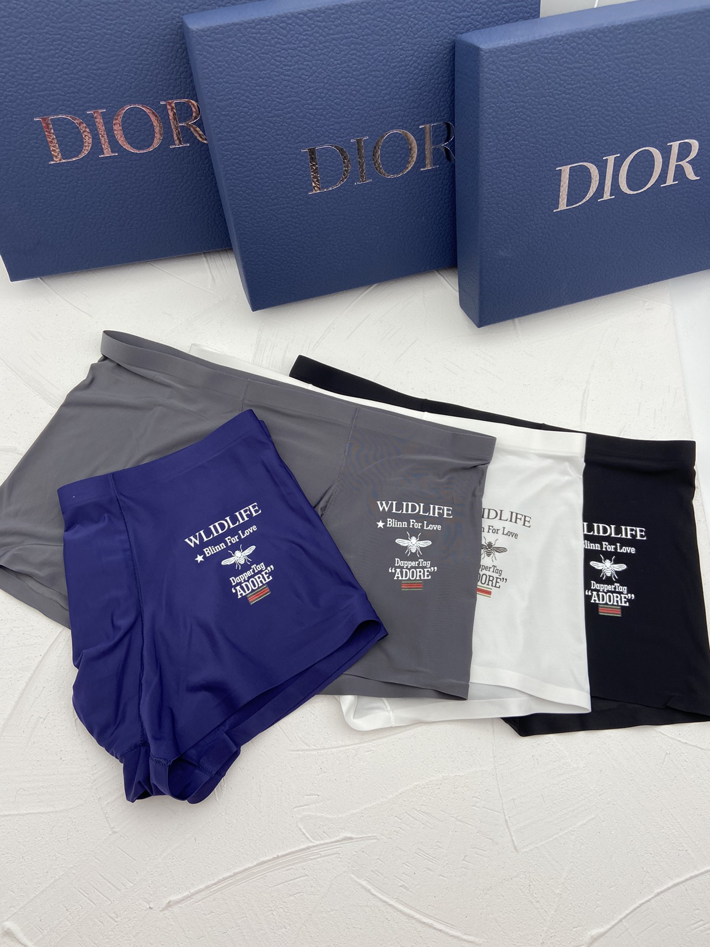 Dior时尚新品！轻薄透设计采用进口