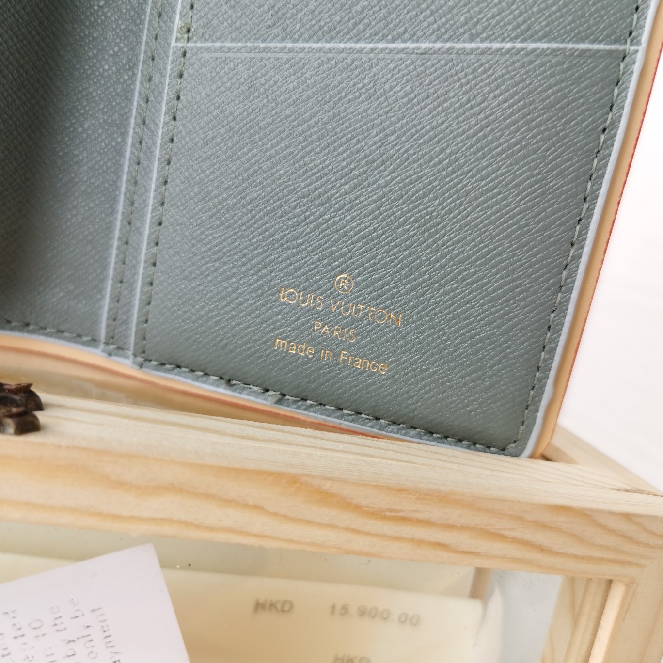 ルイ・ヴィトン Brazza 財布 モノグラムチタニウム