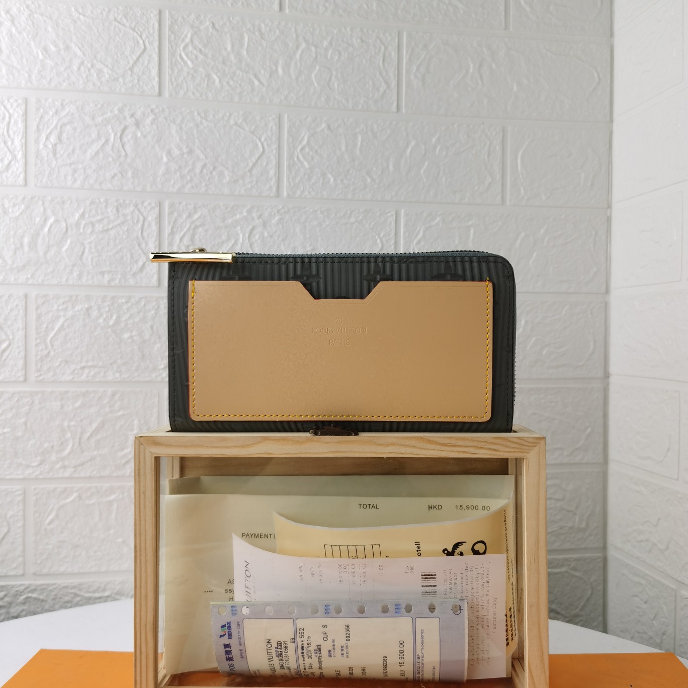 ルイ・ヴィトン COSMOS 財布 グレー帆布製