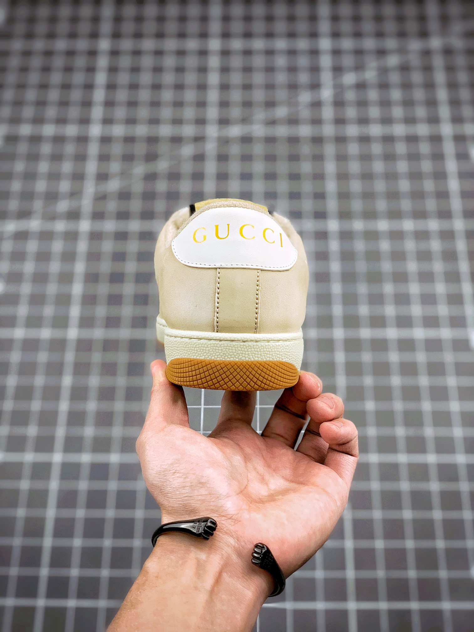 550  Gucci Distressed Screener sneaker古驰小脏鞋系列