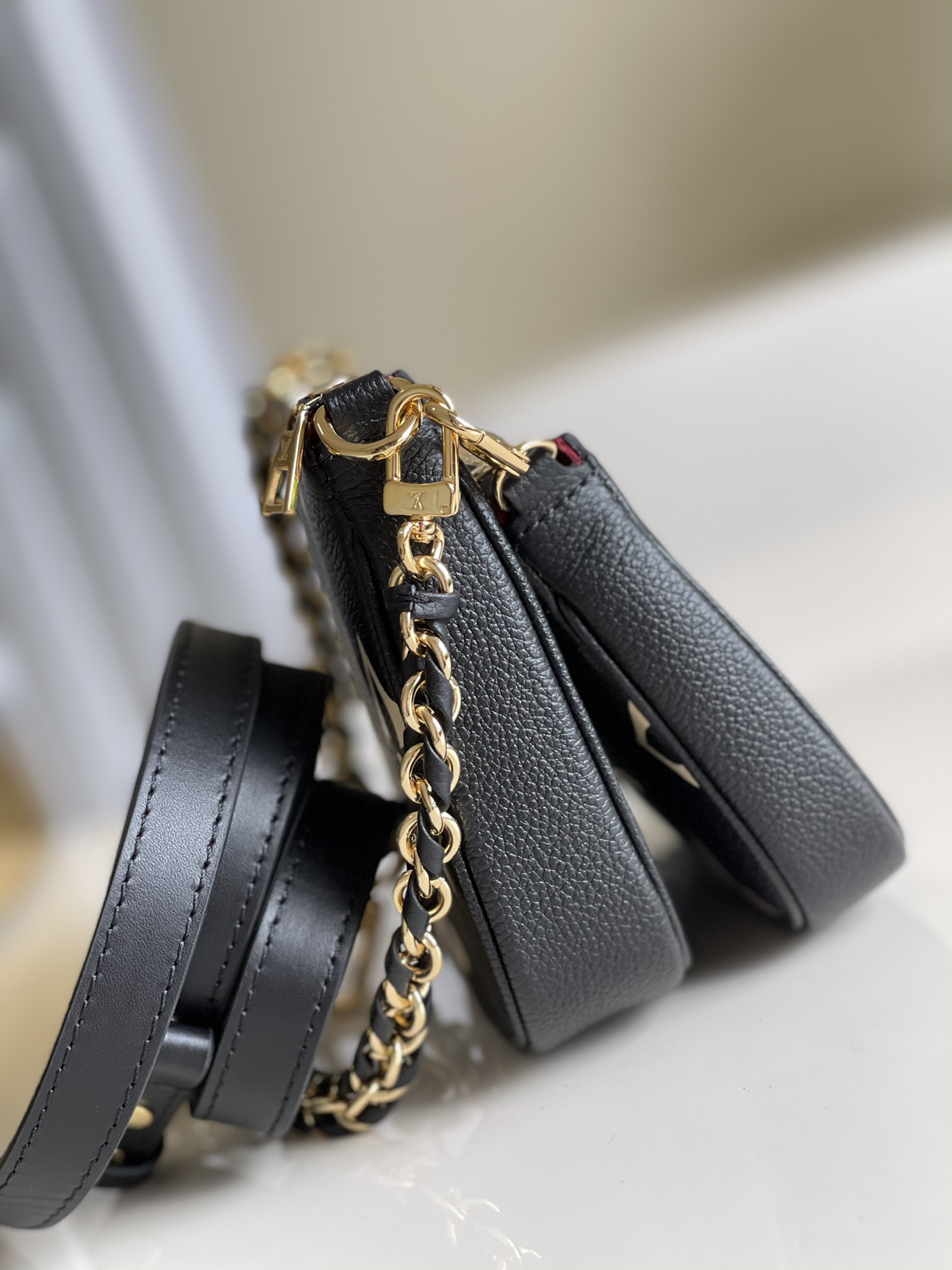 Louis Vuitton Haute Couture Classic Luxury Handbag Shoulder Crossbody 5