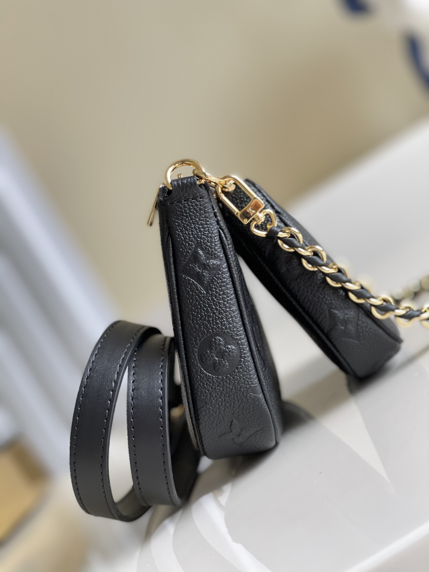 Louis Vuitton Haute Couture Classic Luxury Handbag Shoulder Crossbody 5