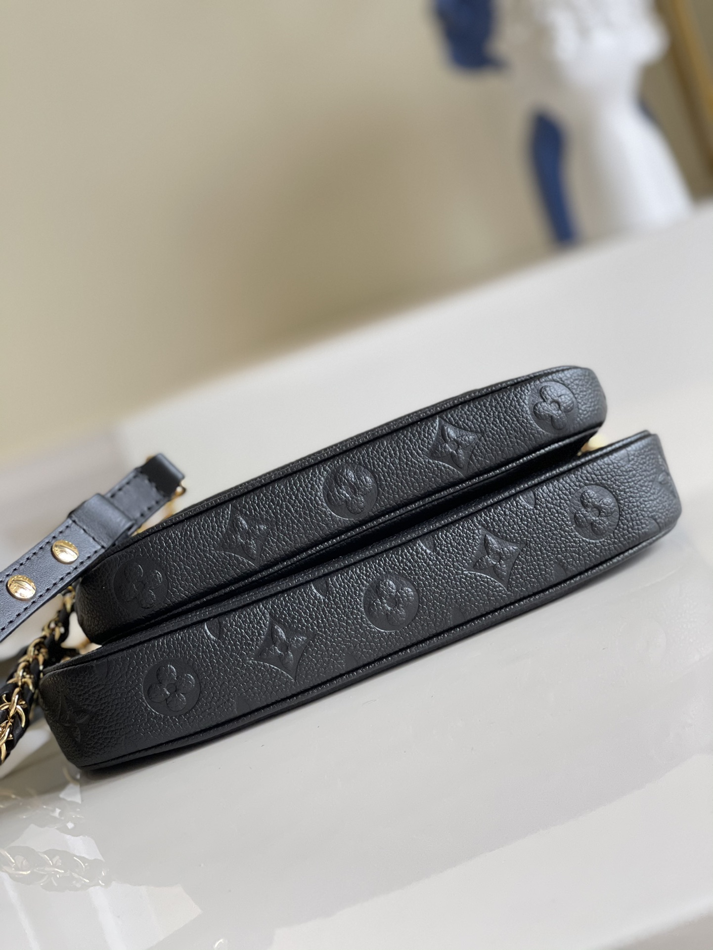Louis Vuitton Haute Couture Classic Luxury Handbag Shoulder Crossbody 4
