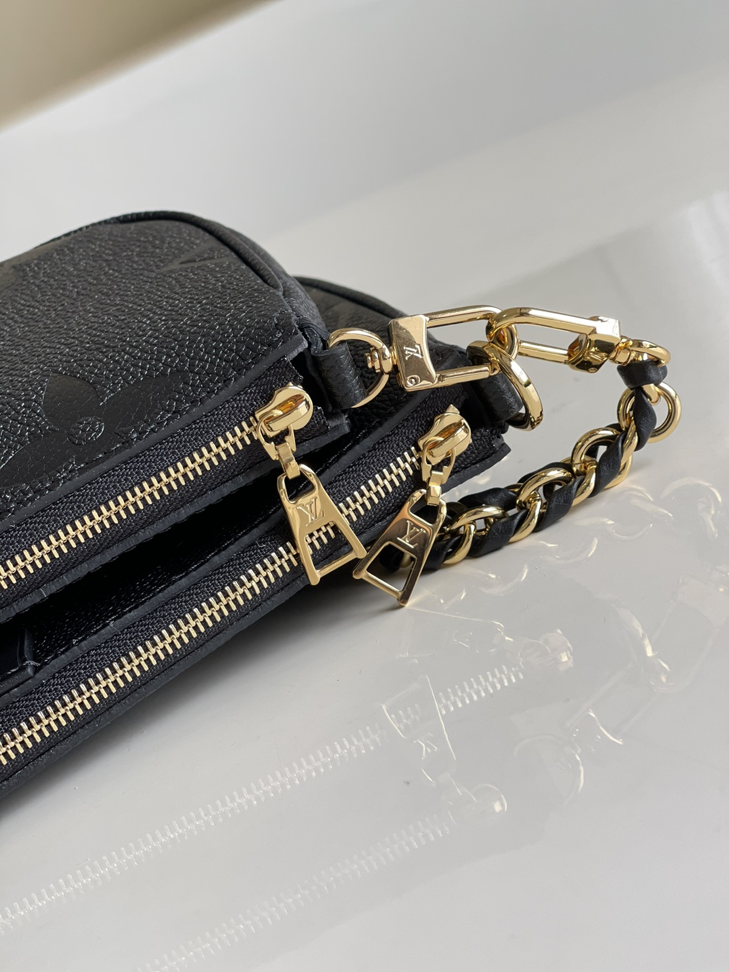 Louis Vuitton Haute Couture Classic Luxury Handbag Shoulder Crossbody 7