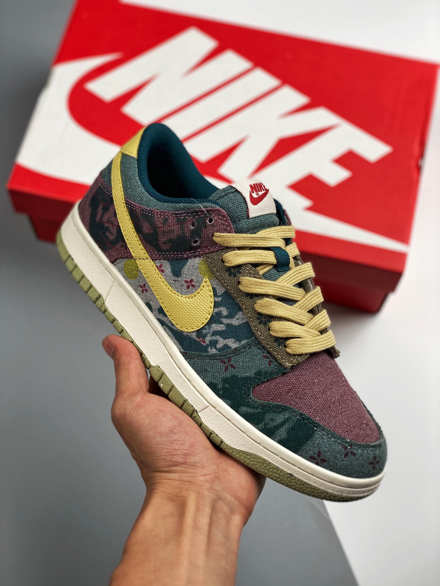 Nk Dunk SB Low small cashew flower, shipping real photos first release, company-level quality shipping, cleanliness, em…