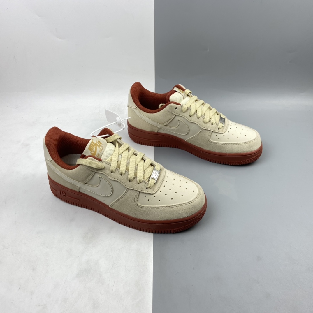 P240 Nk Air Force 1’07 SE 空军一号米黄/砖红低帮经典板鞋 AA1391-111