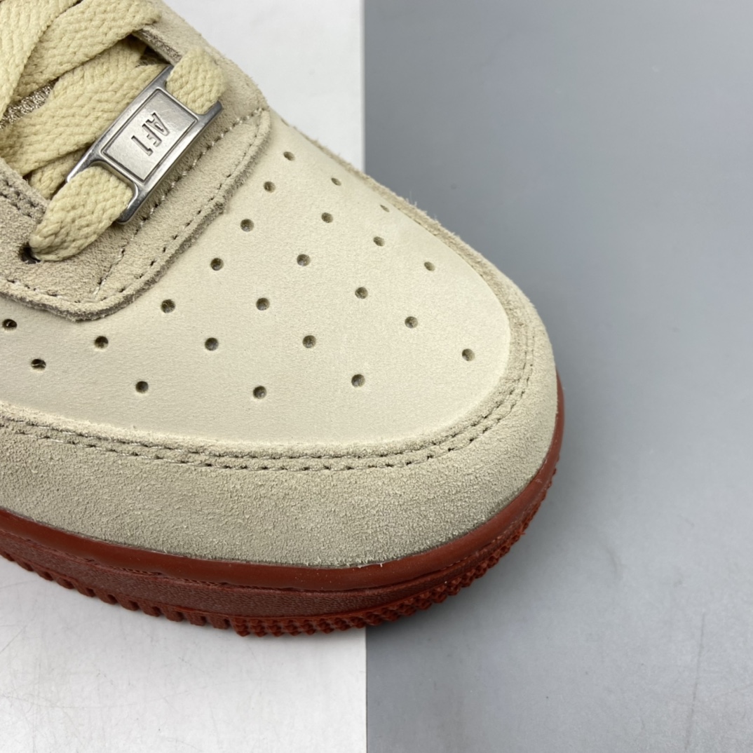 P240 Nk Air Force 1’07 SE 空军一号米黄/砖红低帮经典板鞋 AA1391-111