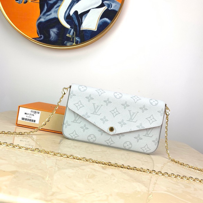Louis Vuitton LV Pochette FeLicie Crossbody & Shoulder Bags White Chains M61276