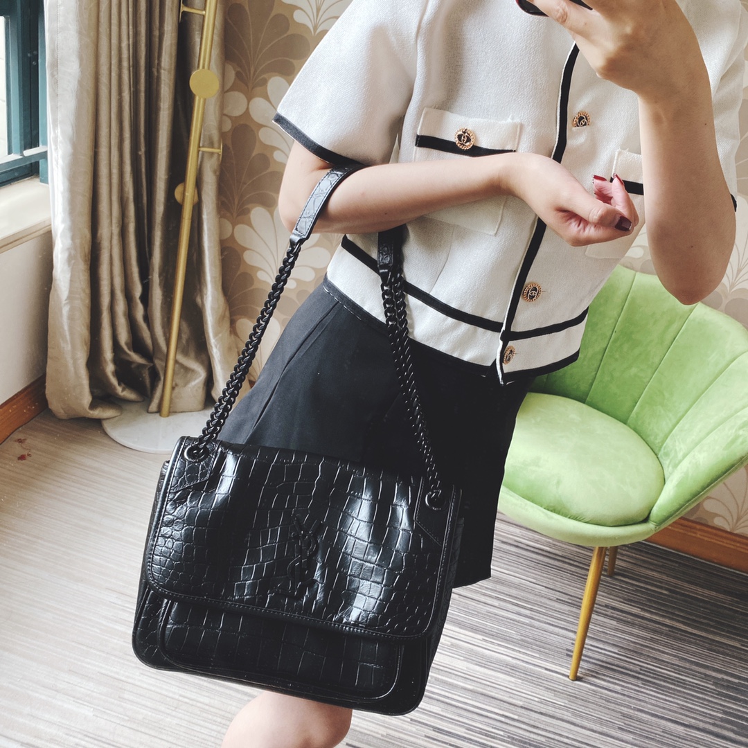Louis Vuitton Haute Couture Classic Luxury Handbag Shoulder Crossbody 8