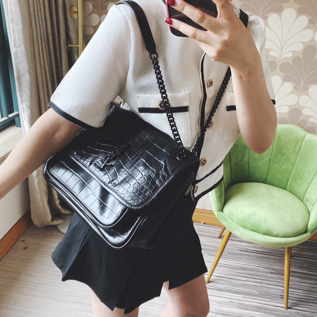Louis Vuitton Haute Couture Classic Luxury Handbag Shoulder Crossbody 4