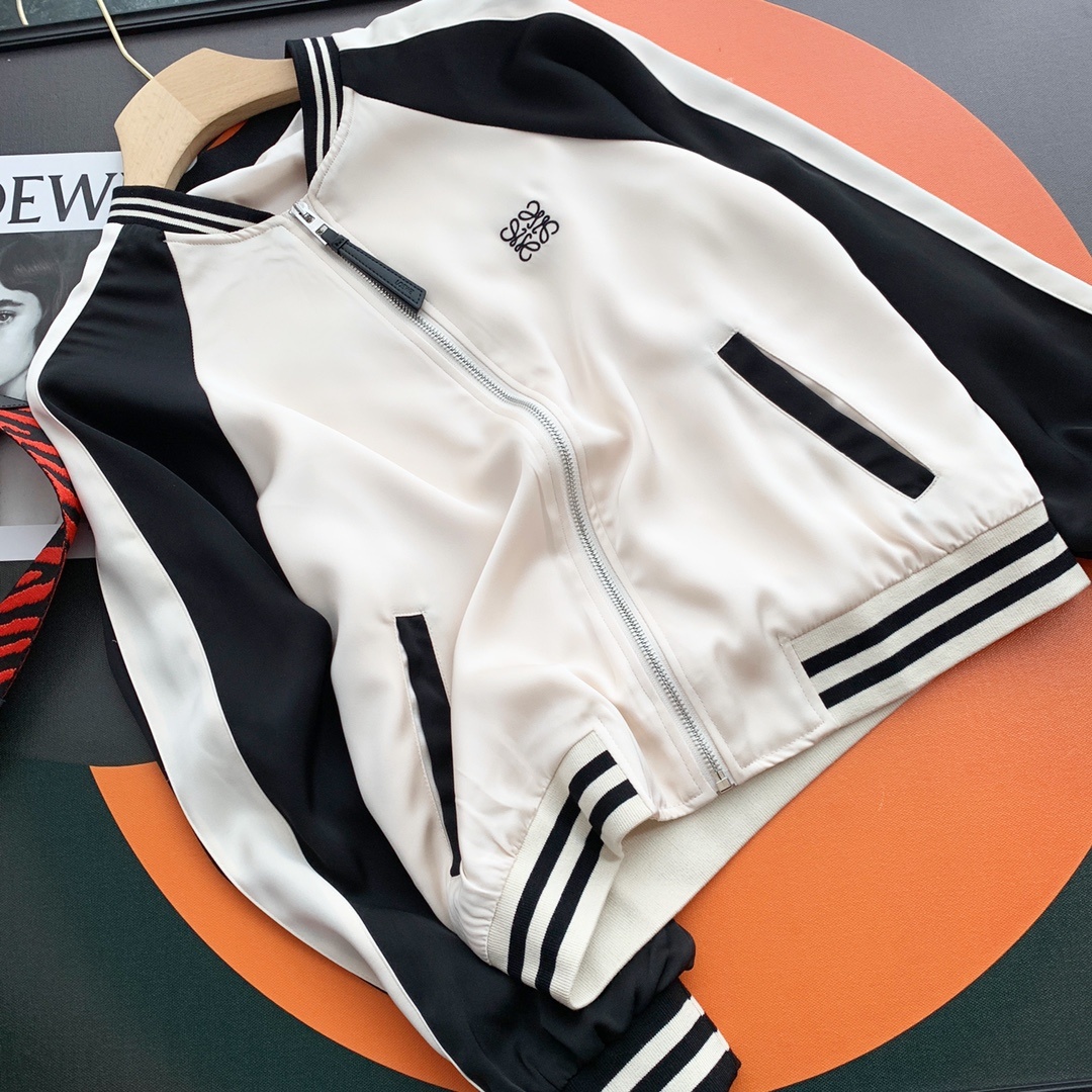 LOEWE撞色防晒棒球服香槟色绿色S