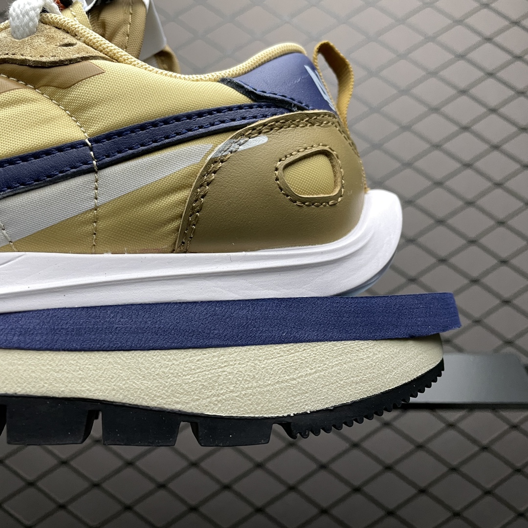 280 Sacai X Nike Vaporwaffle 华夫三代3.0 走秀 重磅联名合作款 DD1875-200