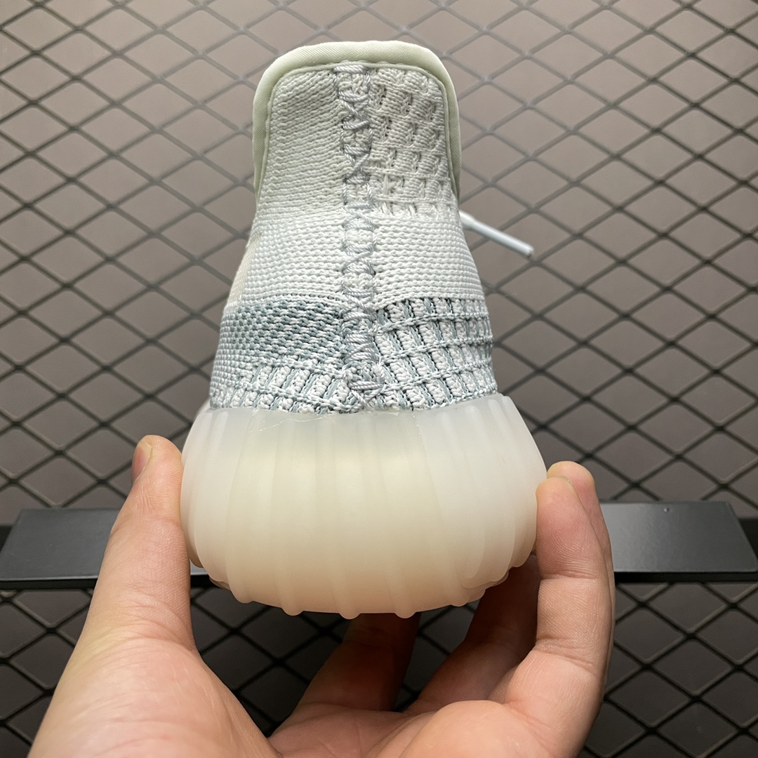 220 最顶零售性价版 AD 阿迪Yeezy 350V2  ” Cloud White ” 冰蓝 FW3043