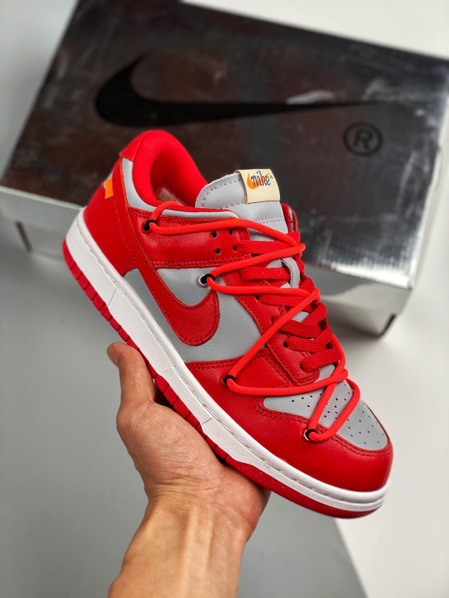 Off-White x SB Dunk OW collaboration, red colorway, big factory pure original first release real photos, laces, woven l…