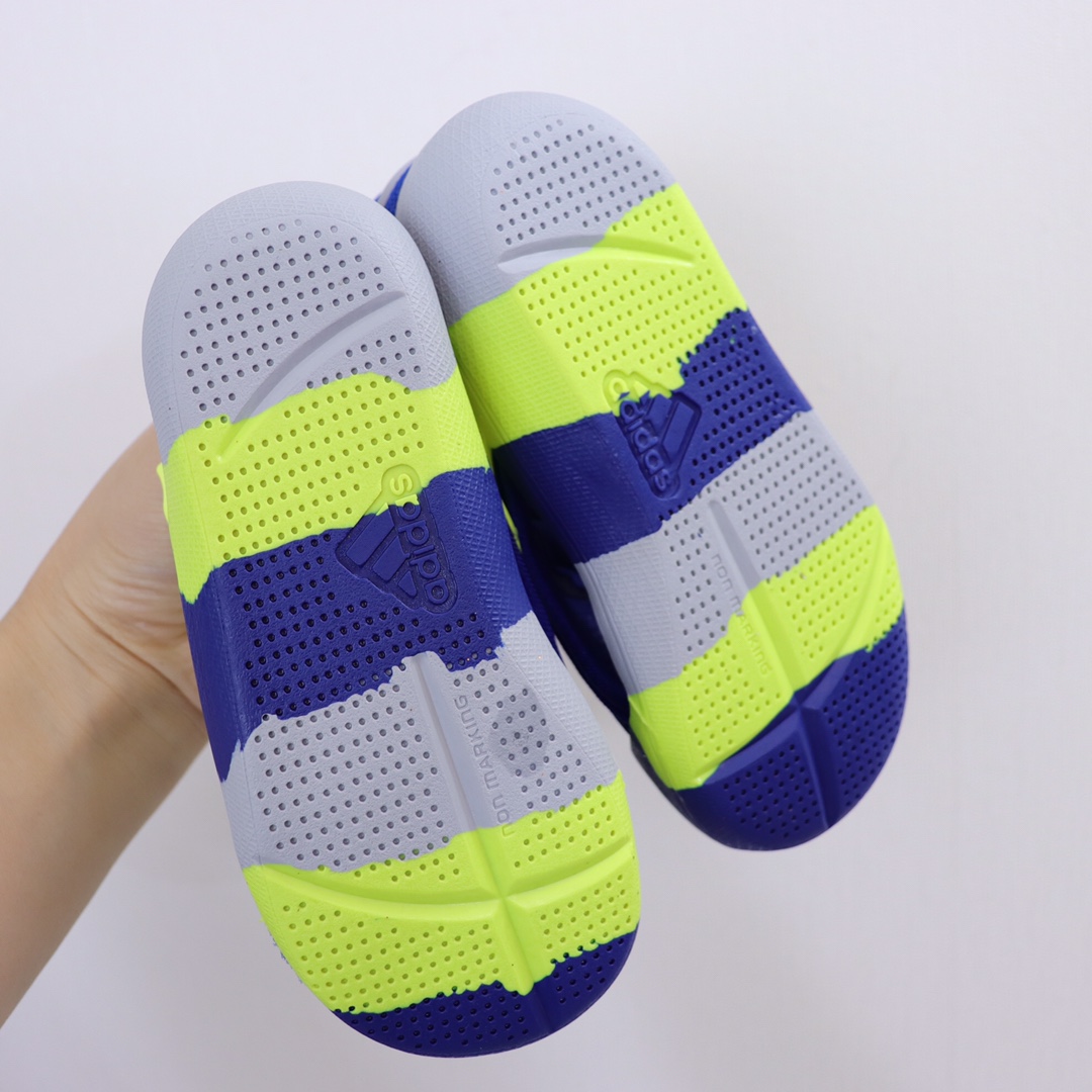 图片[4]-AD新款包头网面凉鞋‼️ AD儿童包头凉鞋 新款，每年的爆款！实在太经典好穿！采用柔韧透气网面，搭配耐磨橡胶鞋底，新升级的质量，比往年更上一个档次✅ 泡棉缓震鞋垫更加轻盈舒适，脚感柔软！与脚底贴合度很好，不会打滑！-选品中心