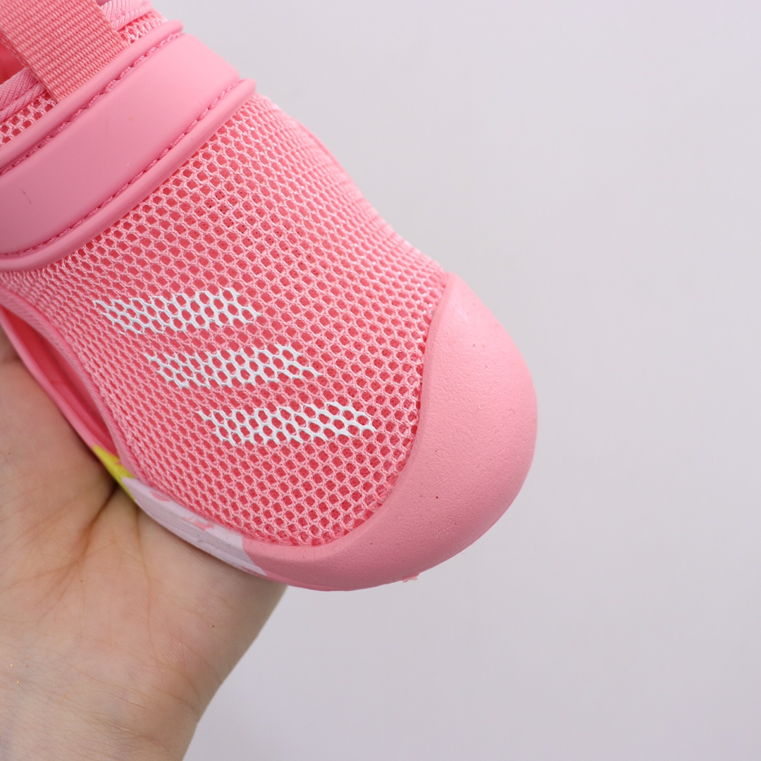 图片[6]-AD新款包头网面凉鞋‼️ AD儿童包头凉鞋 新款，每年的爆款！实在太经典好穿！采用柔韧透气网面，搭配耐磨橡胶鞋底，新升级的质量，比往年更上一个档次✅ 泡棉缓震鞋垫更加轻盈舒适，脚感柔软！与脚底贴合度很好，不会打滑！-选品中心