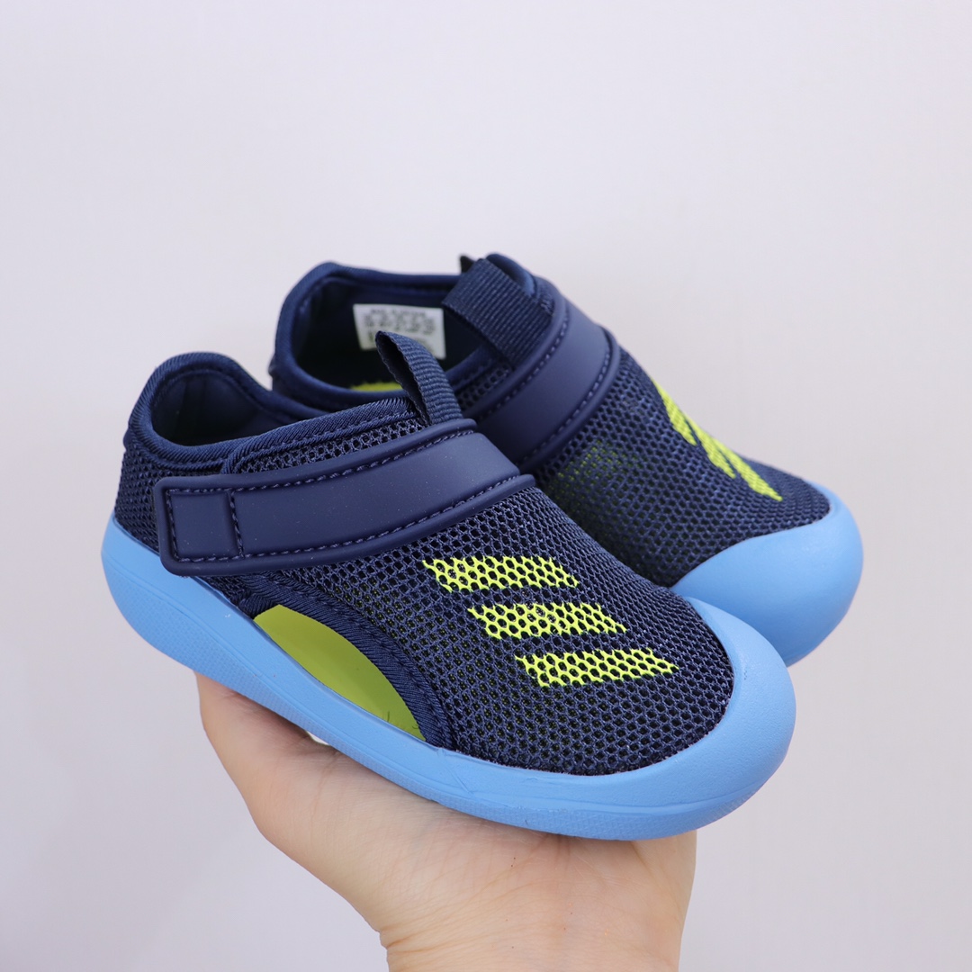 AD新款包头网面凉鞋‼️ AD儿童包头凉鞋 新款，每年的爆款！实在太经典好穿！采用柔韧透气网面，搭配耐磨橡胶鞋底，新升级的质量，比往年更上一个档次✅ 泡棉缓震鞋垫更加轻盈舒适，脚感柔软！与脚底贴合度很好，不会打滑！-选品中心