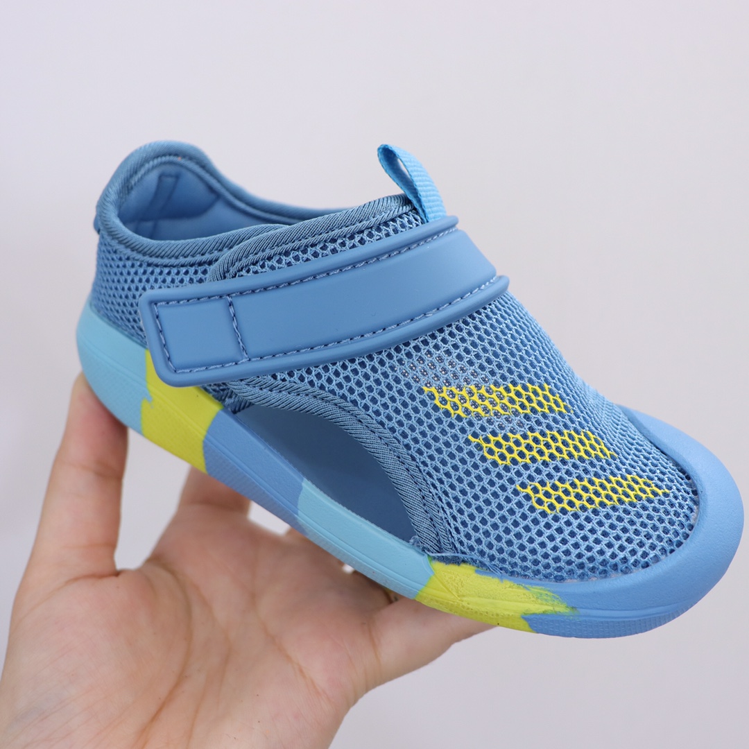 图片[5]-AD新款包头网面凉鞋‼️ AD儿童包头凉鞋 新款，每年的爆款！实在太经典好穿！采用柔韧透气网面，搭配耐磨橡胶鞋底，新升级的质量，比往年更上一个档次✅ 泡棉缓震鞋垫更加轻盈舒适，脚感柔软！与脚底贴合度很好，不会打滑！-选品中心