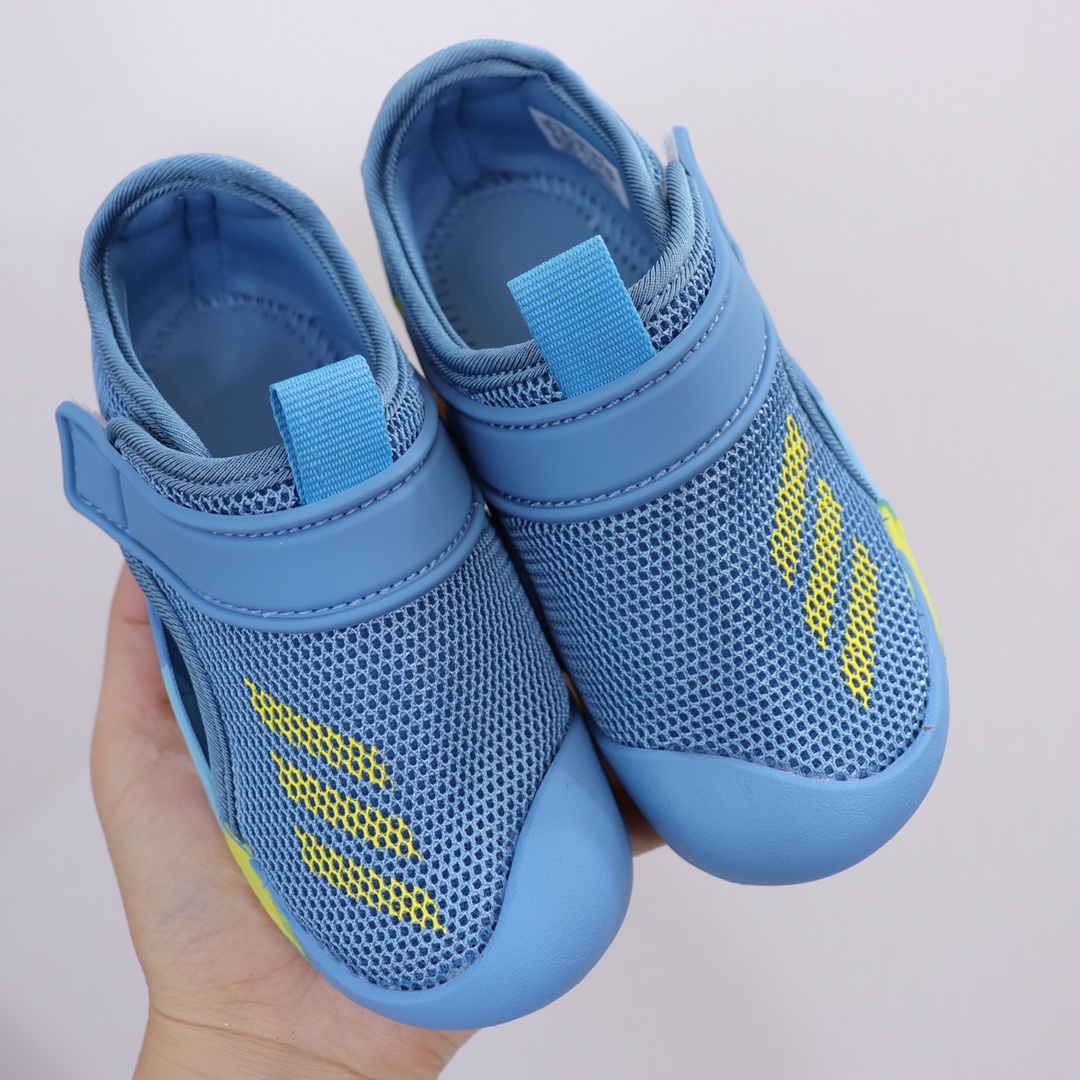 图片[2]-AD新款包头网面凉鞋‼️ AD儿童包头凉鞋 新款，每年的爆款！实在太经典好穿！采用柔韧透气网面，搭配耐磨橡胶鞋底，新升级的质量，比往年更上一个档次✅ 泡棉缓震鞋垫更加轻盈舒适，脚感柔软！与脚底贴合度很好，不会打滑！-选品中心