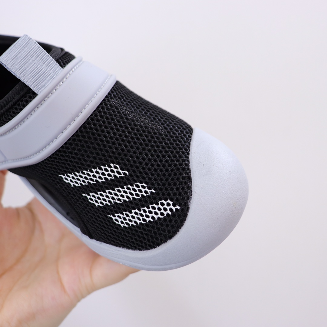 图片[6]-AD新款包头网面凉鞋‼️ AD儿童包头凉鞋 新款，每年的爆款！实在太经典好穿！采用柔韧透气网面，搭配耐磨橡胶鞋底，新升级的质量，比往年更上一个档次✅ 泡棉缓震鞋垫更加轻盈舒适，脚感柔软！与脚底贴合度很好，不会打滑！-选品中心