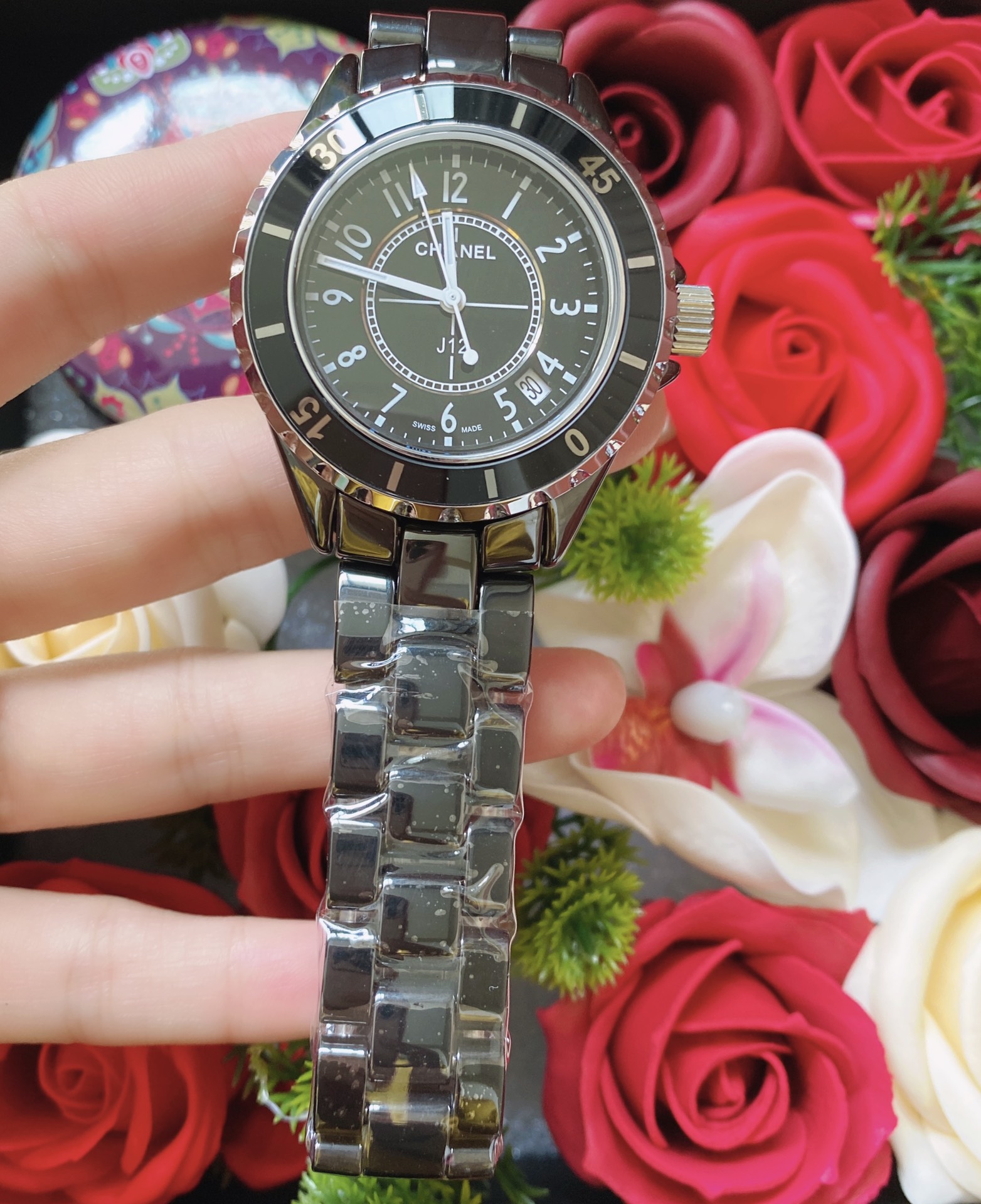 High-Quality Ceramic Chanel J12 Quartz Watch in 399 Degrees Black and Cool - 图片 4