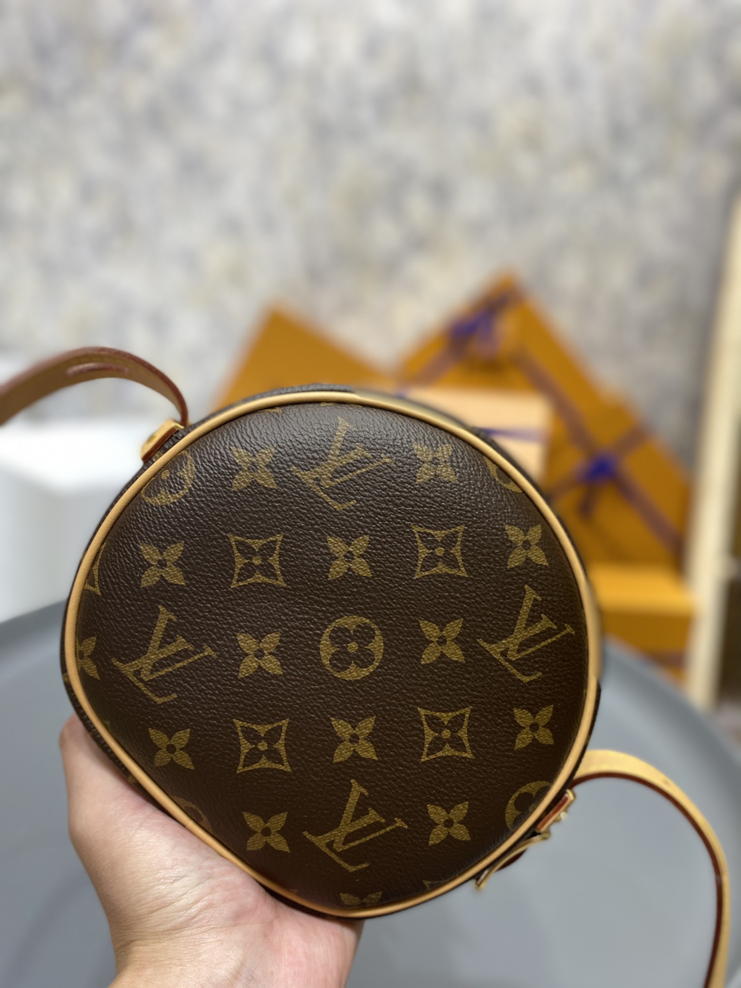 NO:176495,BOITE CHAEAU SOULE More details Model M45149,19860909BOITE CHAEAU SOULE 更多细节 型号M45149,,Bag