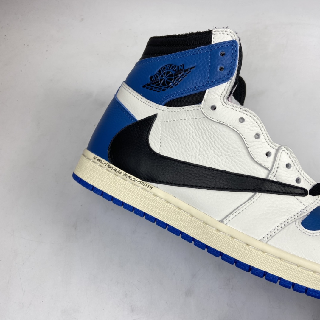 P300 Travis Scott x Air Jordan 1 High OG AJ1闪电倒勾 DH3227-105