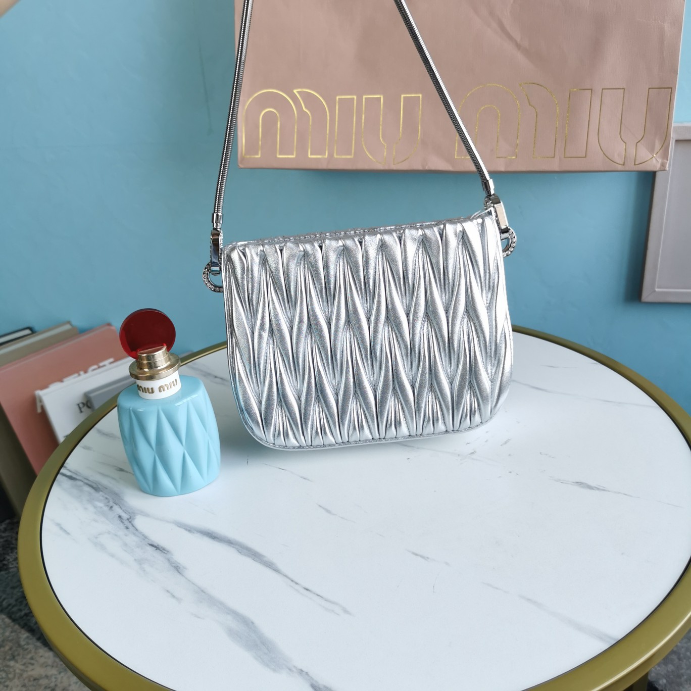 miumiu缪缪顶级进口小羊皮最新腋下包5BA200