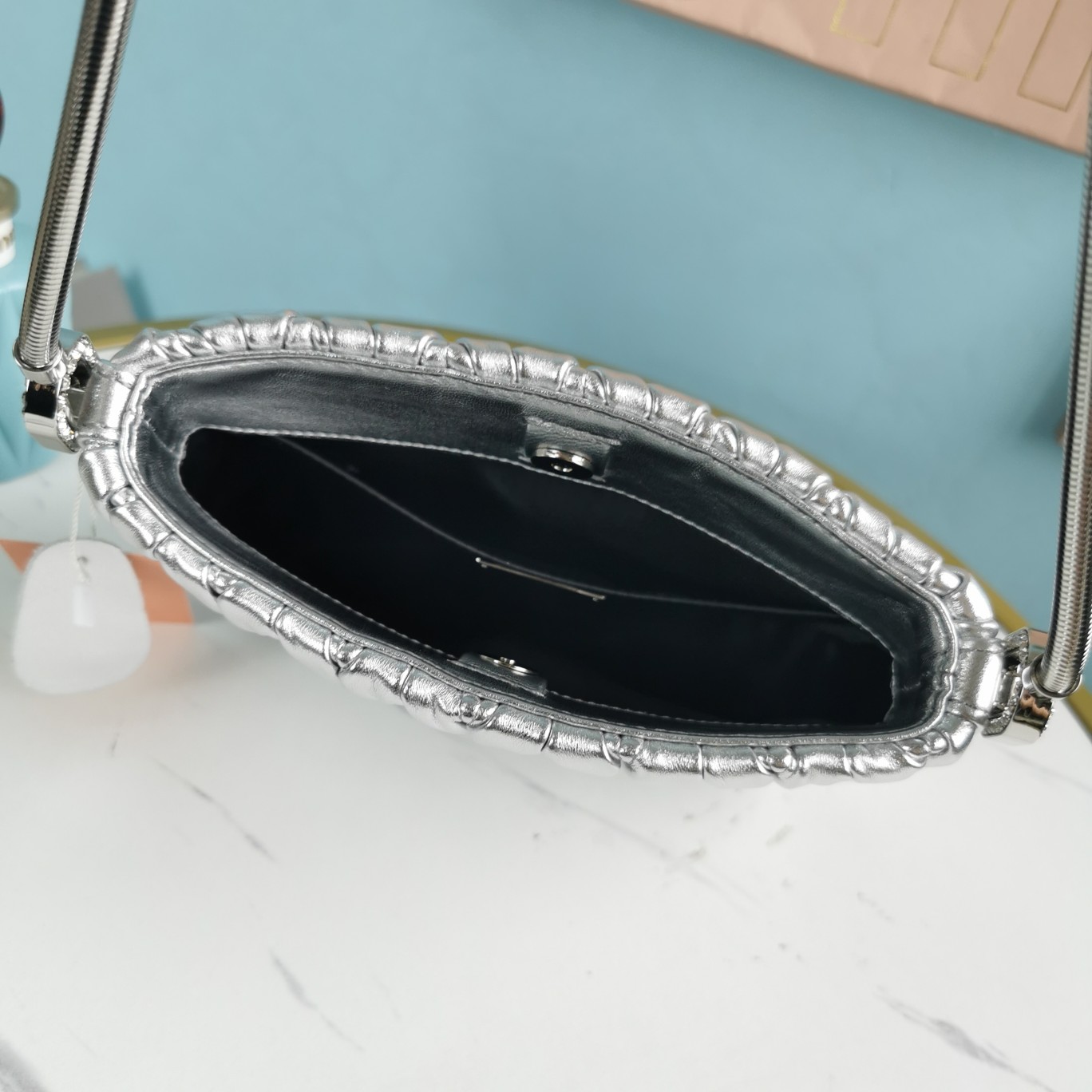 miumiu缪缪顶级进口小羊皮最新腋下包5BA200