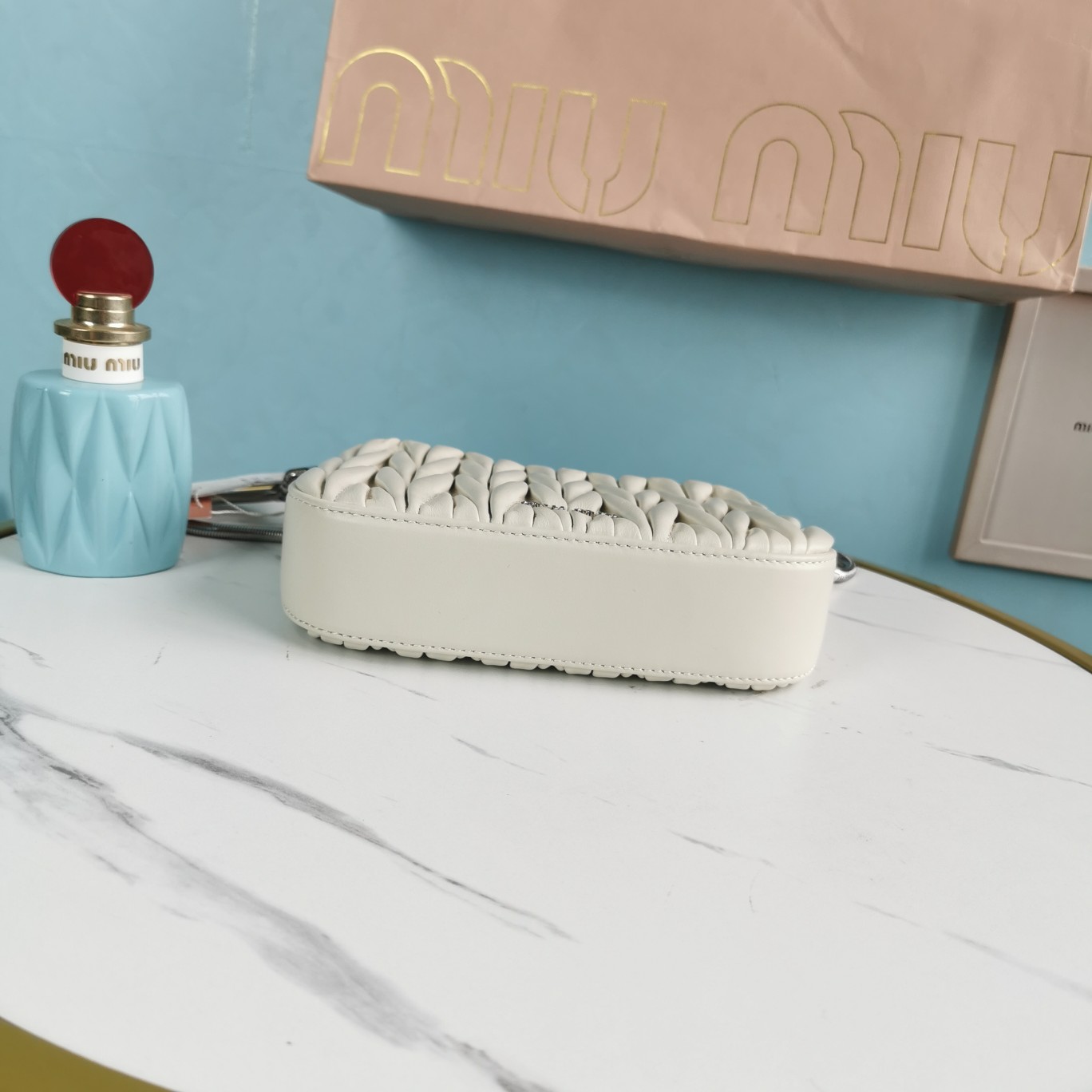 miumiu缪缪顶级进口小羊皮最新腋下包5BA200