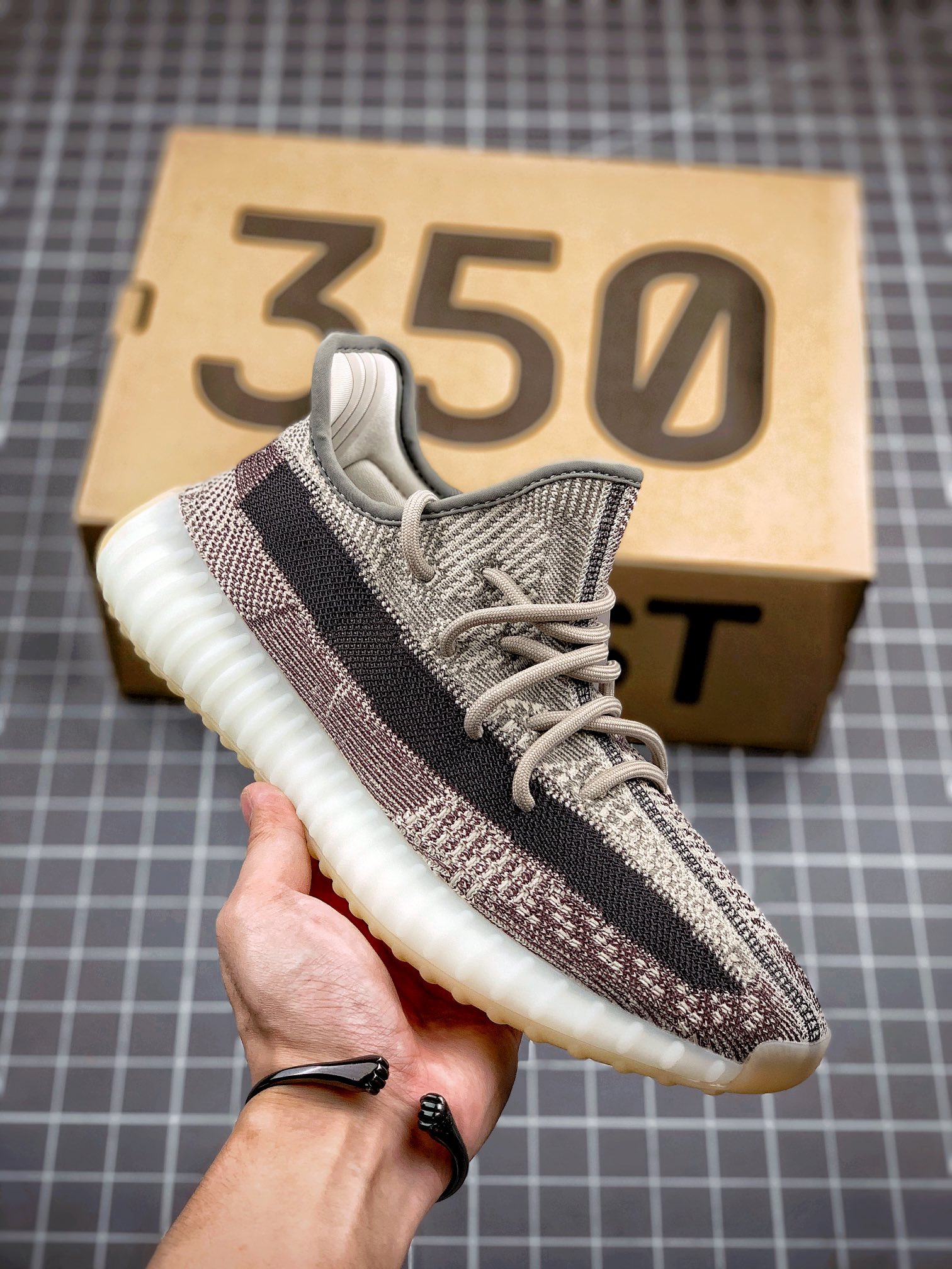 Yeezy 350 Boost V2 "Zyon" sésamo, pedido designado por clientes de comercio exterior. Original puro 1.0 de te…