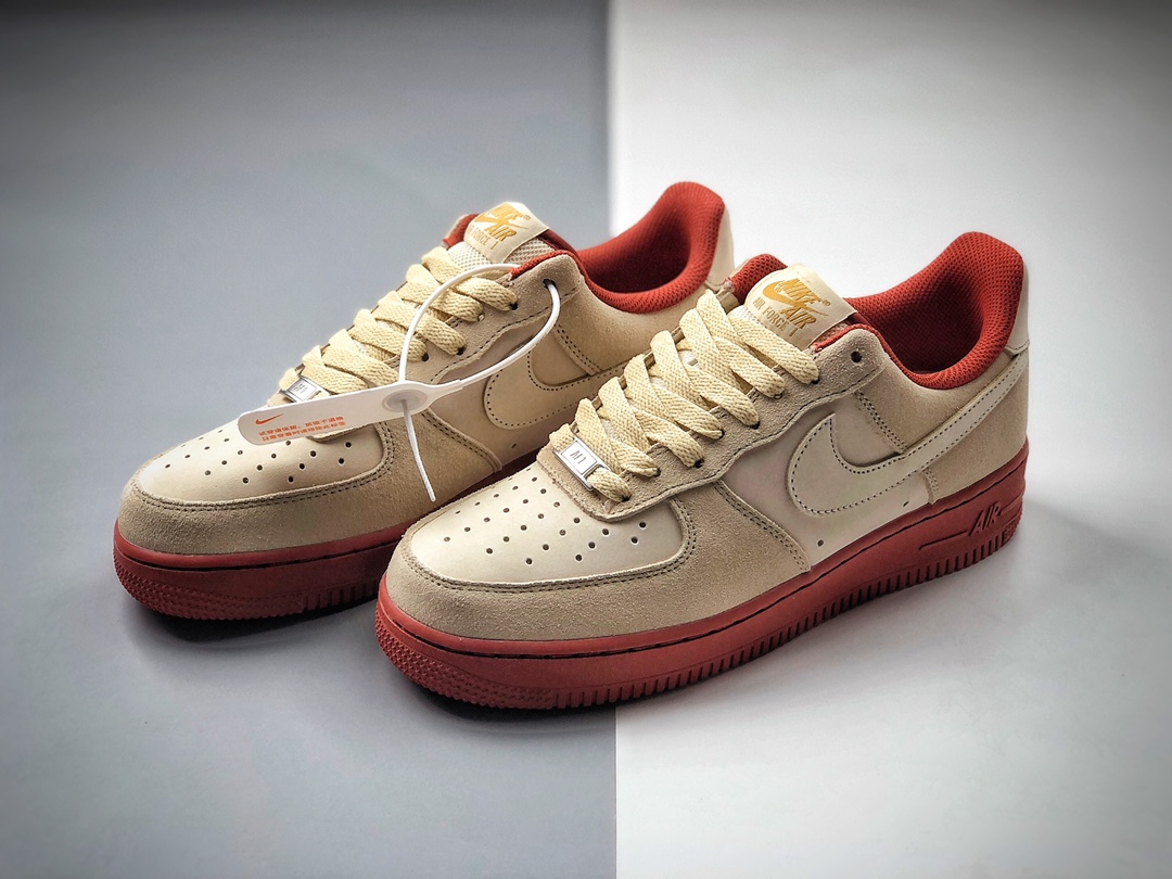 240 NIKE FORCE空军一号运动休闲板鞋   AA1391-111