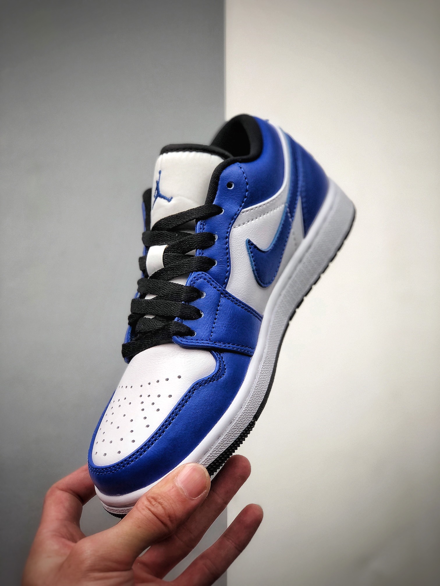 200  Air Jordan 1 Low 白蓝/小闪电AJ1乔1低帮休闲板鞋  553558-124