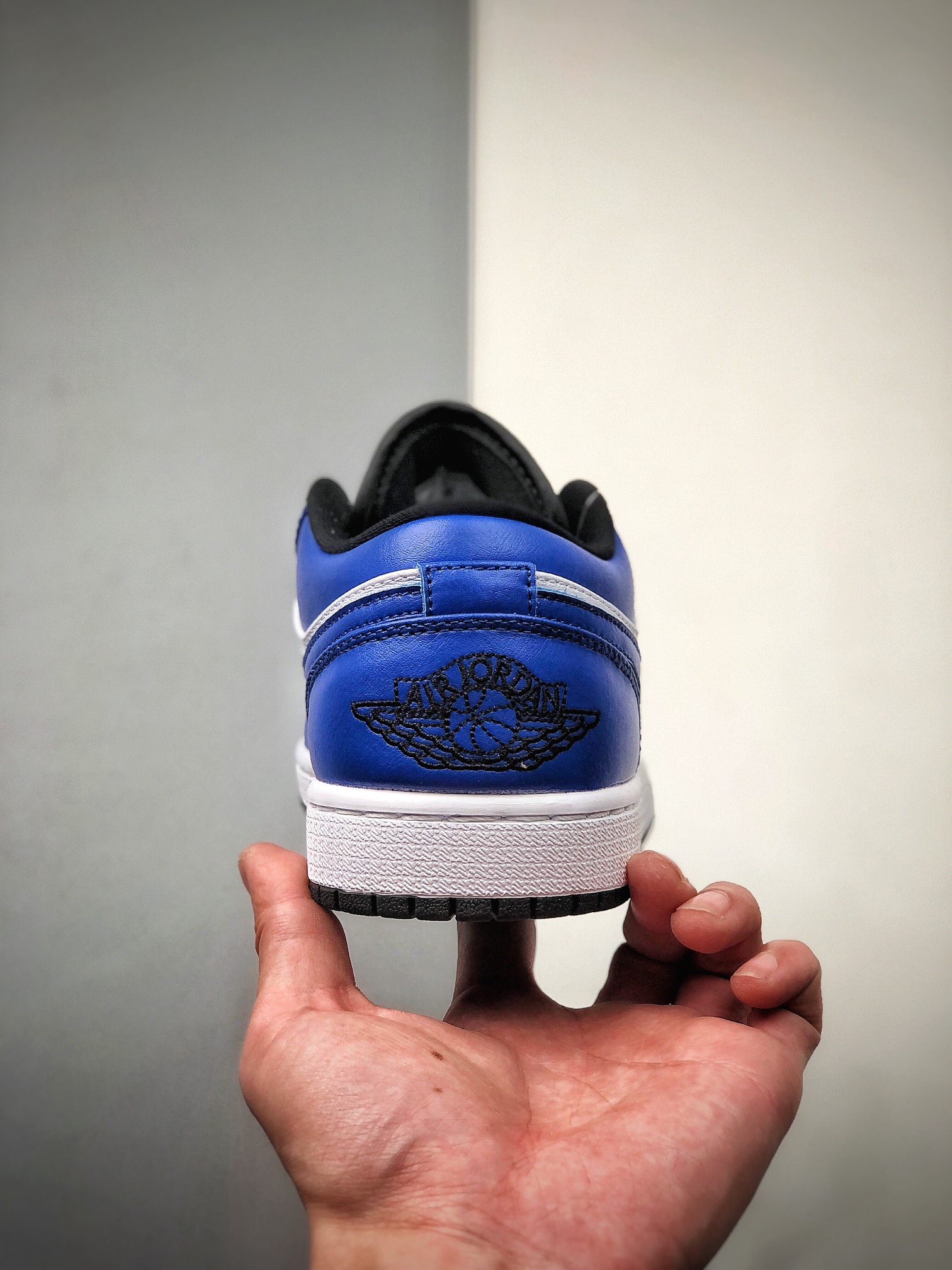 200  Air Jordan 1 Low 白蓝/小闪电AJ1乔1低帮休闲板鞋  553558-124