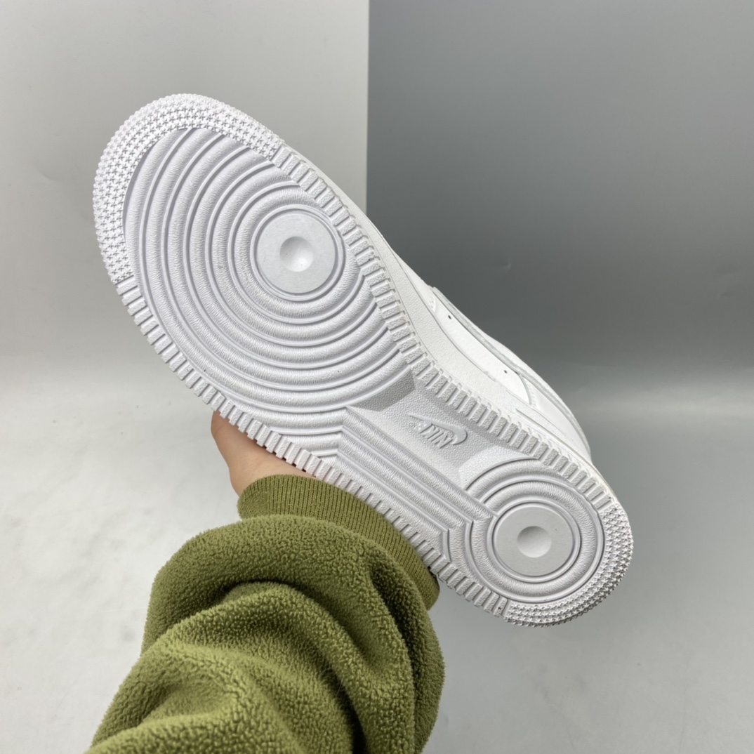 P200 Nk Air Force 1’07 Low 空军一号低帮休闲板鞋 CR7792-022