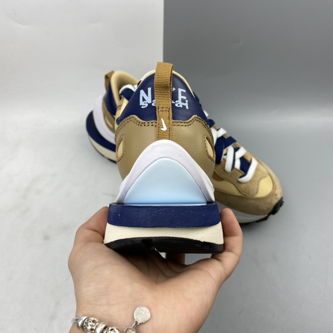 P280 Sacai x Nike Pegasus Vaporfly SP 大重叠双钩子 改良马拉松解构设计前卫变形三层底休闲慢跑鞋 DD1875-200
