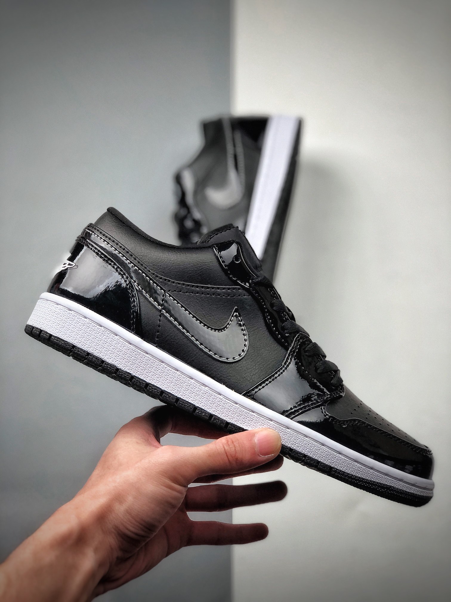 200 东契奇同款Air Jordan 1 Low SE ASW ”Black and White” 低帮  DD1650-001