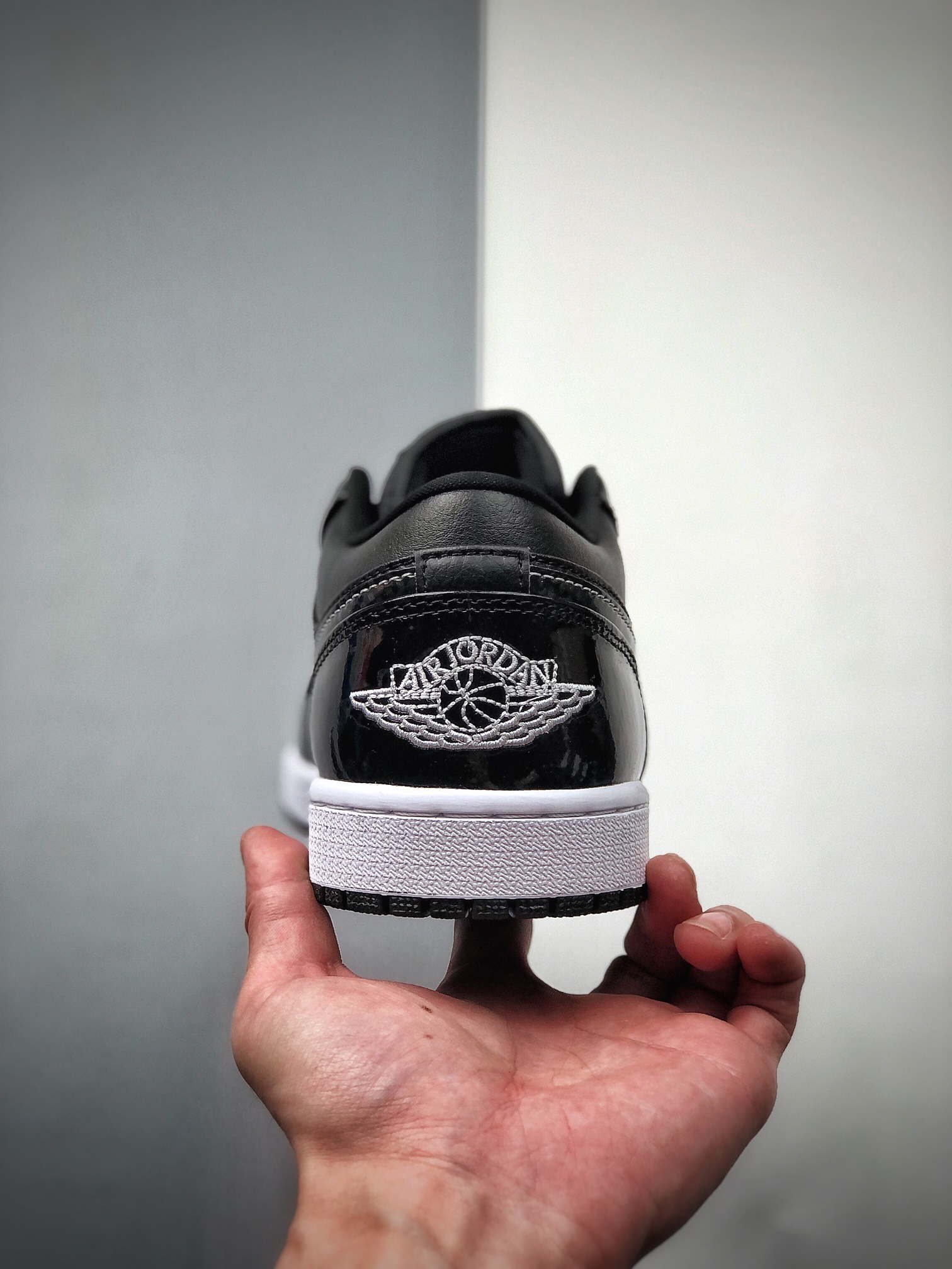 200 东契奇同款Air Jordan 1 Low SE ASW ”Black and White” 低帮  DD1650-001