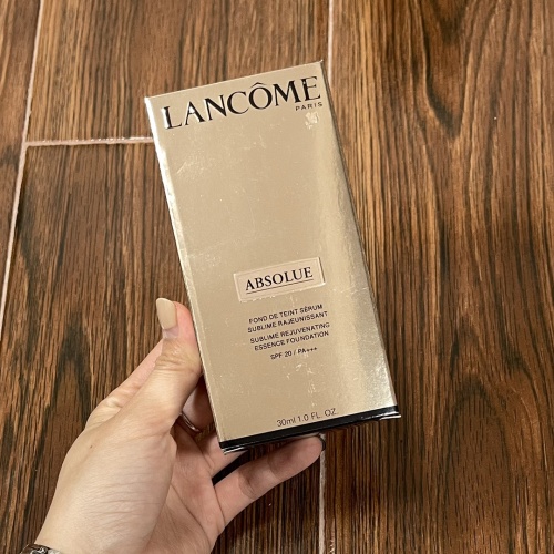 Lancome Absolue Sublime Rejuvenating Essence Foundation - Radiant Finish 1 Lancome Absolue Sublime Rejuvenating Essence Foundation - Radiant Finish