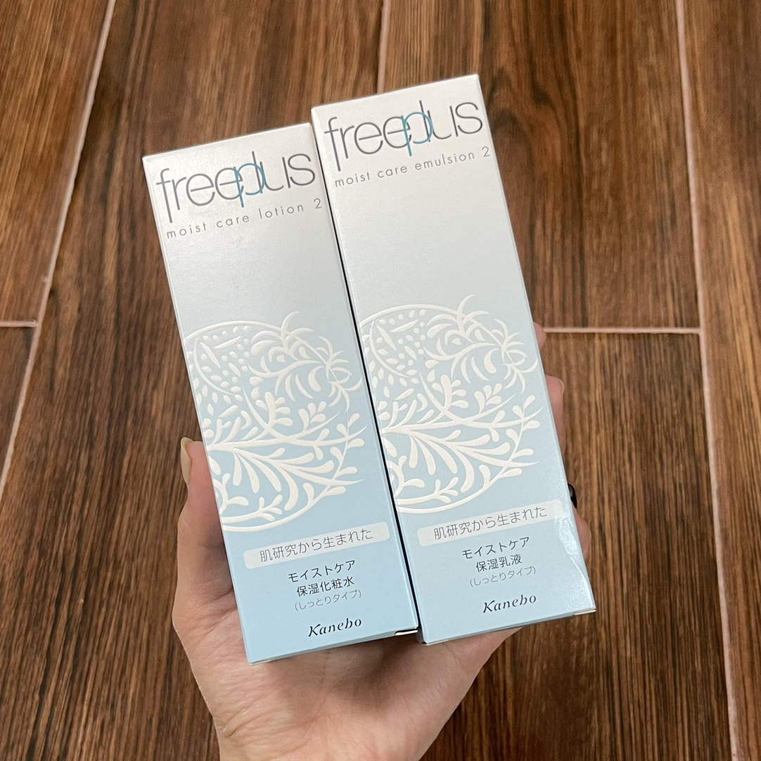 Freeplus Moist Care Lotion & Emulsion Set - Hydrating Skincare for All 1 i1619048216 5881 0