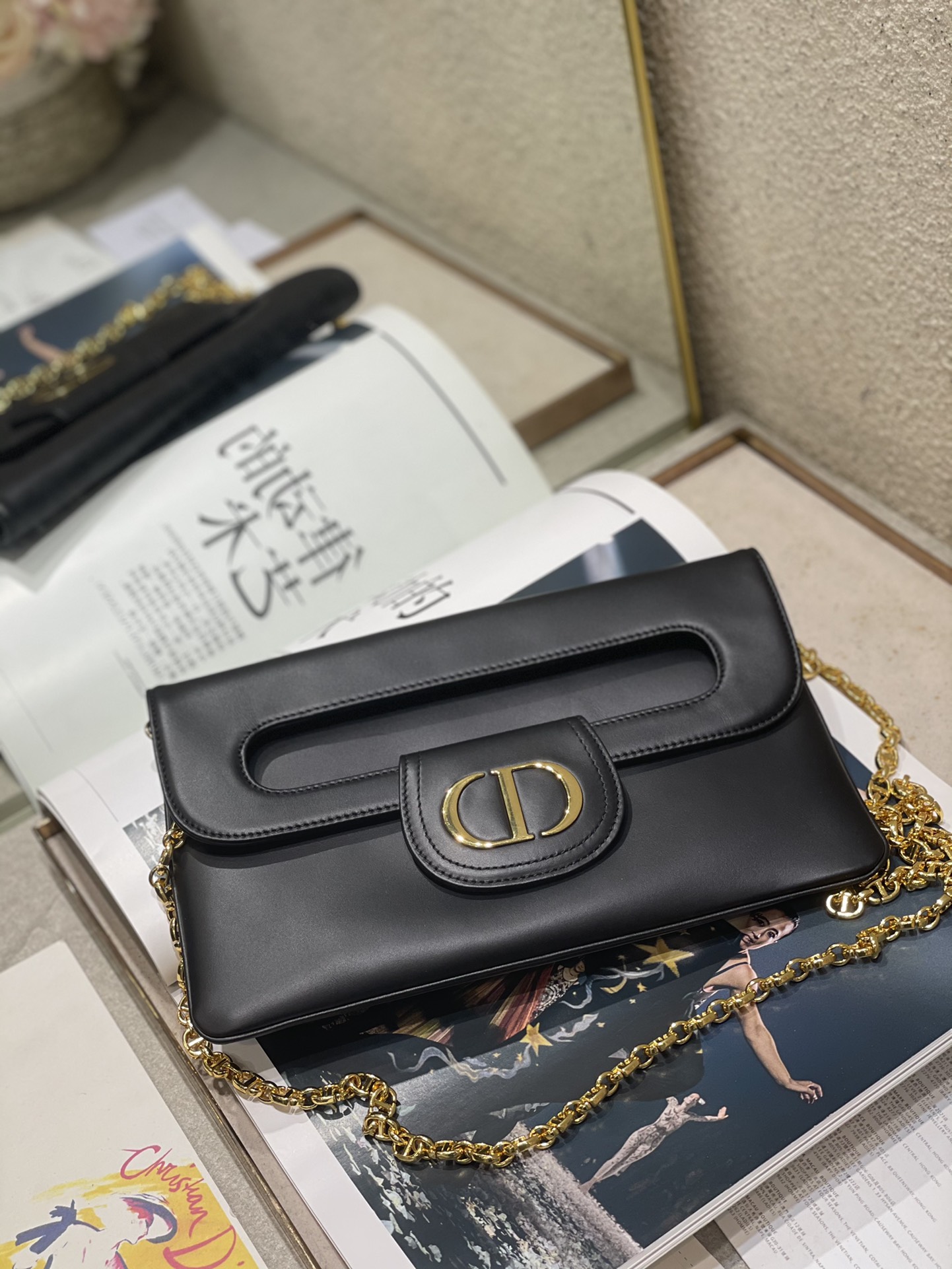 DiorDouble Bag Glossy Smooth Calfskin Magnetic Flap Chain-Link Shoulder Strap