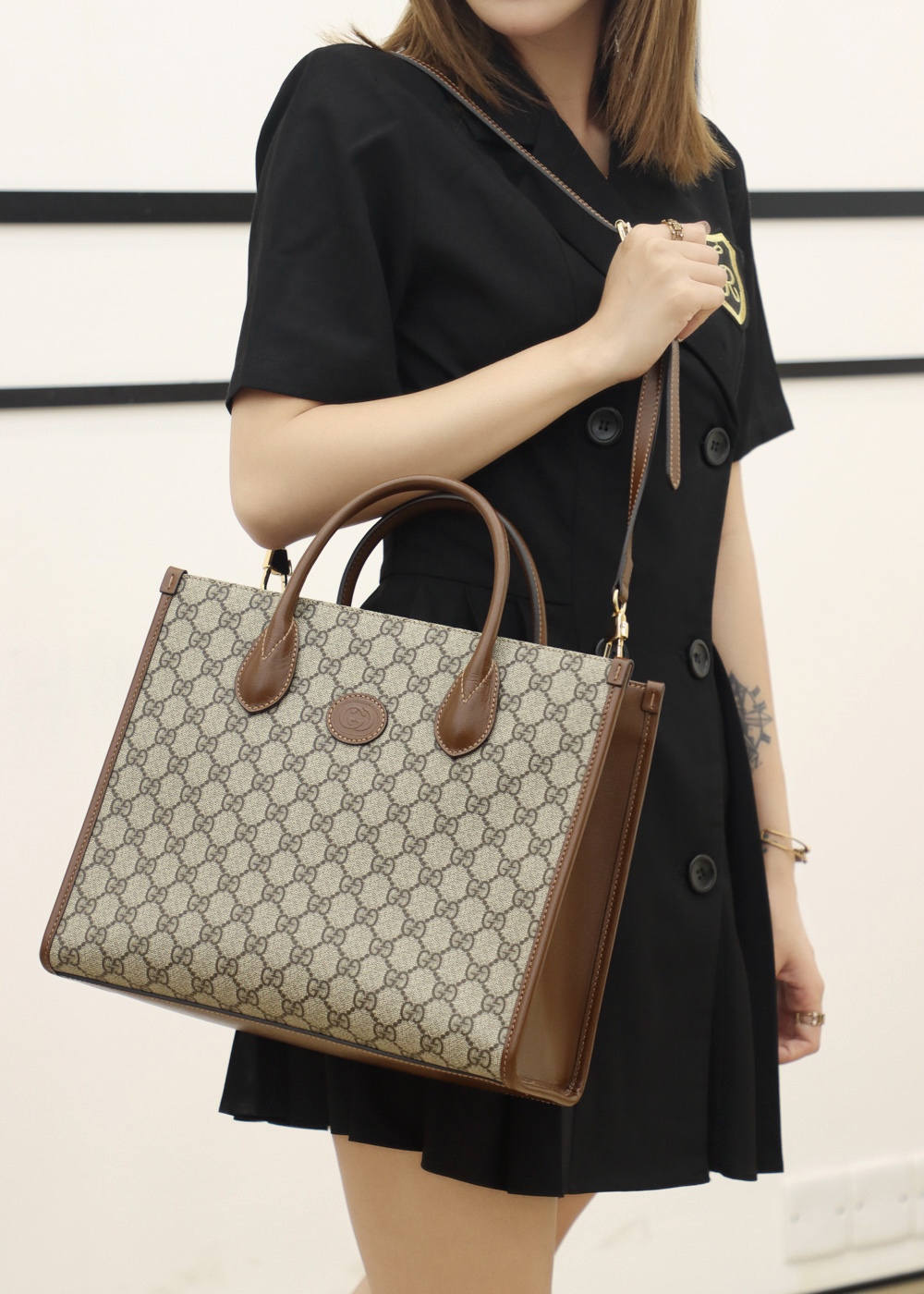 Gucci GG small tote bag托特包 659983 92TCG 8563