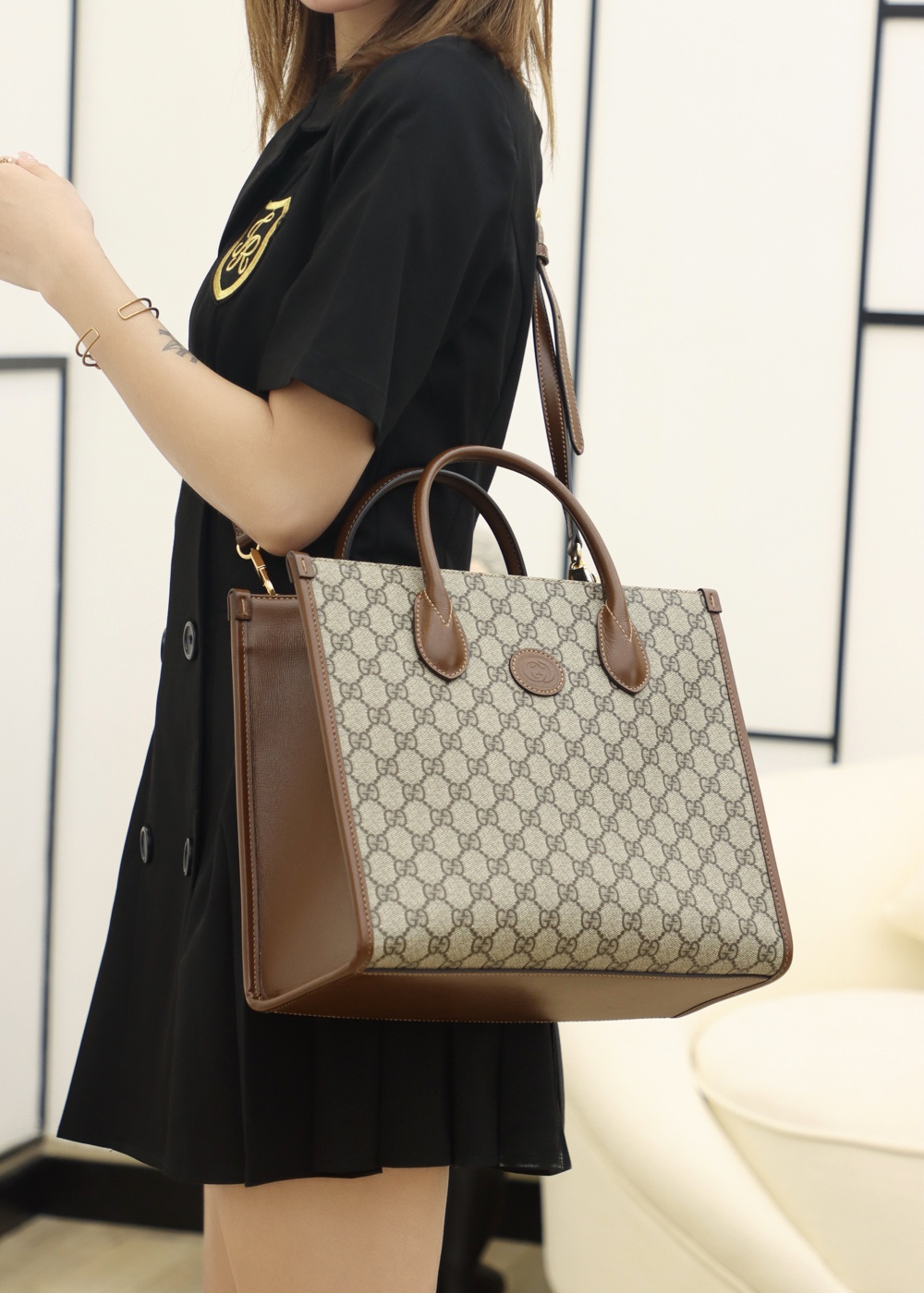 Gucci GG small tote bag托特包 659983 92TCG 8563