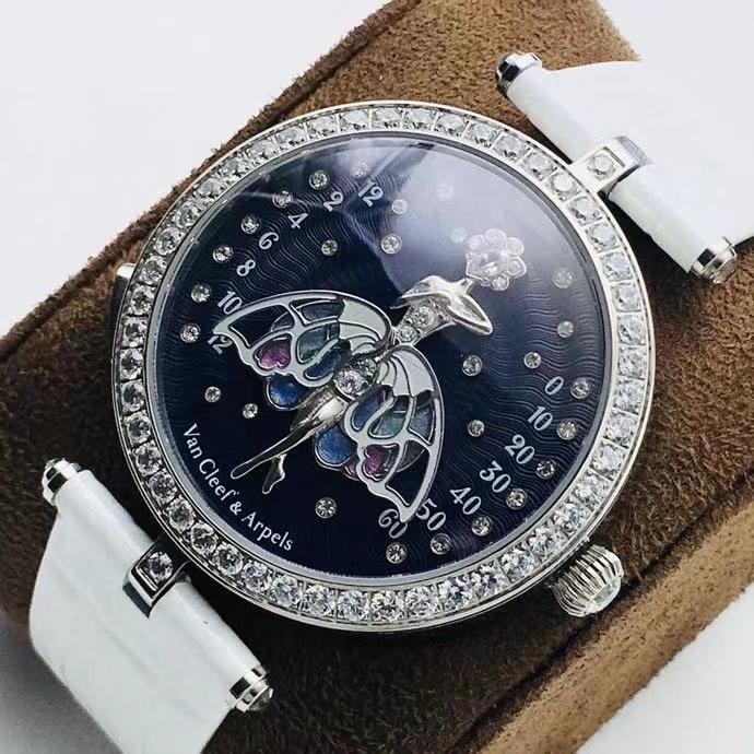 Van Cleef & Arpels 梵克 雅宝全新升级 重量和 一模一样 底盖3D浮雕 机芯升级版 加料不加价 诗意复杂功能系列—舞动的天使